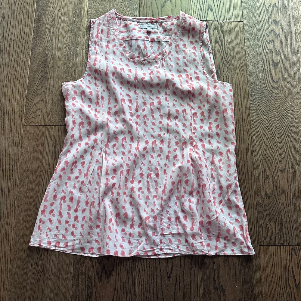 GAP Sleeveless Tank Top with Geometric Pattern